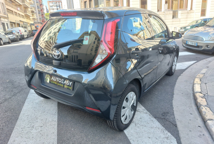 Toyota Aygo 1.0 vvti 72 ch X black