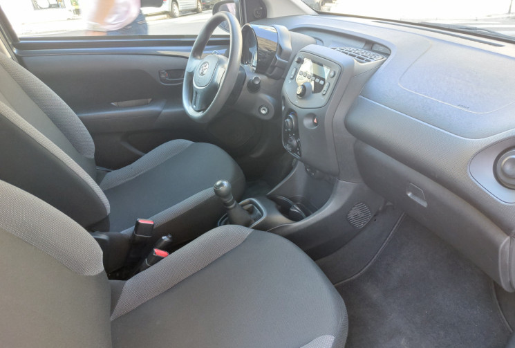 Toyota Aygo 1.0 vvti 72 ch X black