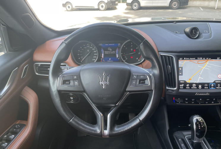 Maserati Levante 3.0 V6 275 GranSport * 2e main / Français / Toit Ouvrant / Caméra 