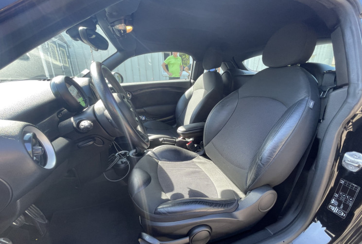 Mini MINI COUPE Cooper SD 143 ch