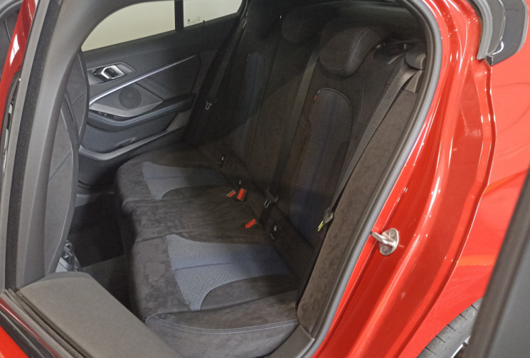 BMW Série 1 118d 150 ch M Sport / Toutes options / toit panoramique ouvrant