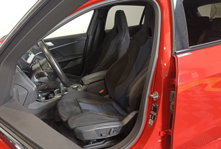 BMW Série 1 118d 150 ch M Sport / Toutes options / toit panoramique ouvrant