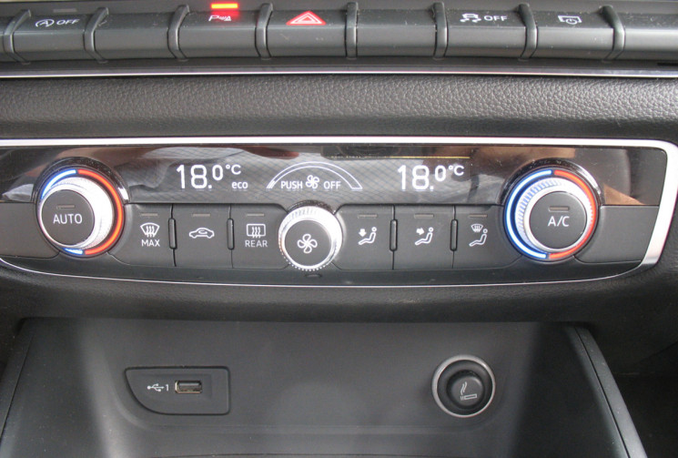 Audi A3 SPORTBACK 35 2.0 TDI 150 DESIGN LUXE VIRTUAL COCKPIT