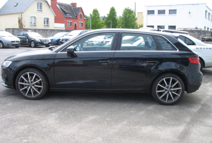 Audi A3 SPORTBACK 35 2.0 TDI 150 DESIGN LUXE VIRTUAL COCKPIT