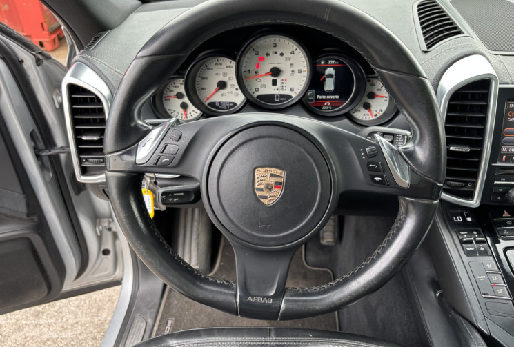 Porsche Cayenne 3.0 DIESEL V6 245PLATINIUM BVA