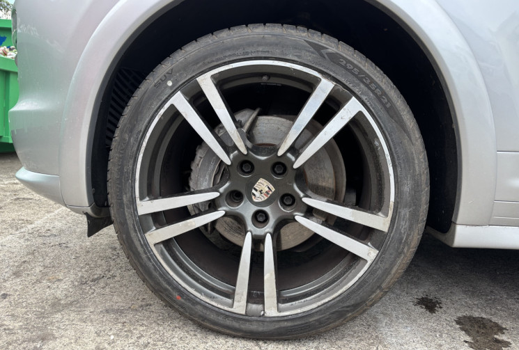 Porsche Cayenne 3.0 DIESEL V6 245PLATINIUM BVA