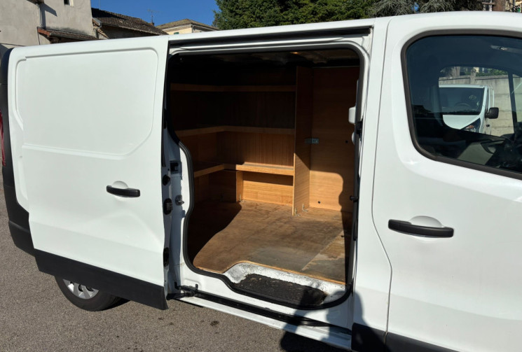Renault Trafic L2H1 1.6 dCi 95 ch / 11658e HT / CONFORT