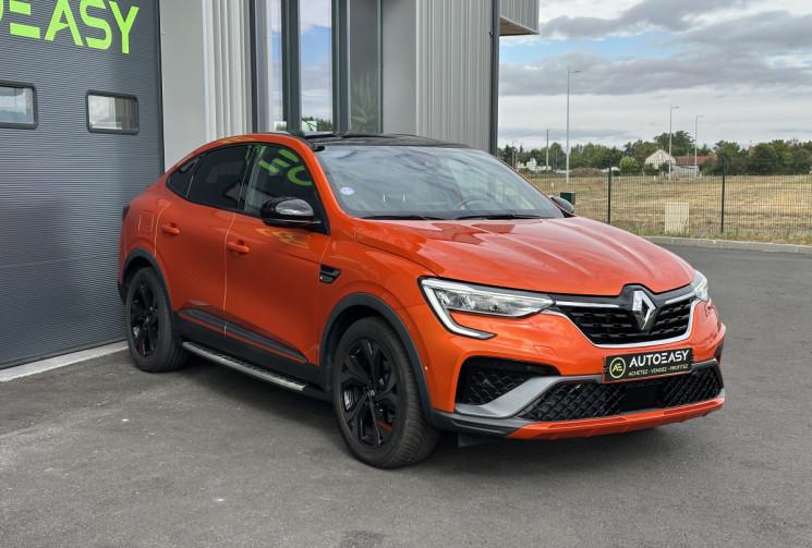 Renault Arkana E-TECH 1.6i 145 Hybride RS-LINE - CARPLAY - ATTELAGE