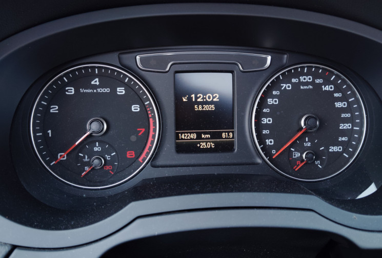 Audi Q3 1.4 TFSI 150ch COD S line S tronic 6