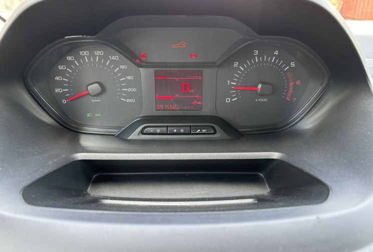 Peugeot Partner 1.5 BLUE HDI  75 STANDARD