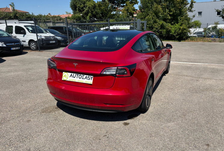 Tesla Model 3 STANDARD RANGE PLUS / 275 ch / RWD