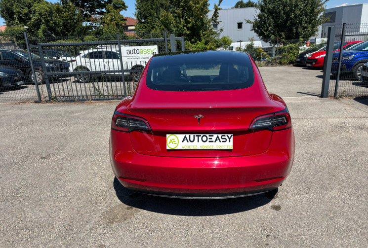 Tesla Model 3 STANDARD RANGE PLUS / 275 ch / RWD