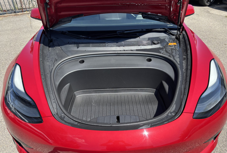 Tesla Model 3 STANDARD RANGE PLUS / 275 ch / RWD