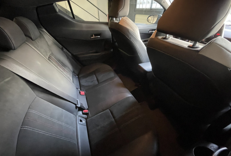 Toyota C-HR 122h GR-Sport 2WD E-CVT MY20