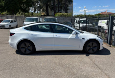 Tesla Model 3 STANDARD RANGE PLUS / 275 ch / RWD
