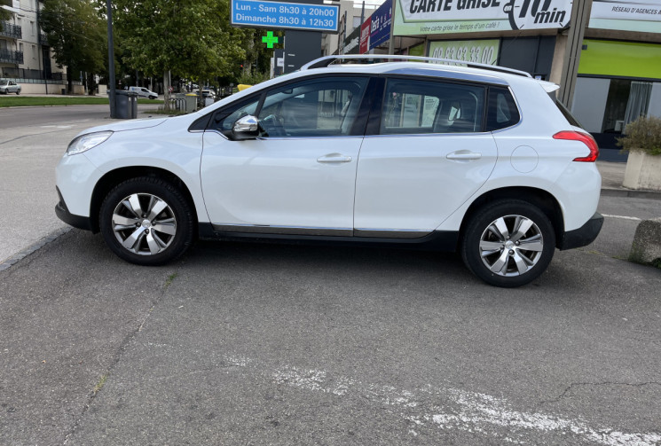 Peugeot 2008 5HB 1.6 VTi 120 cv