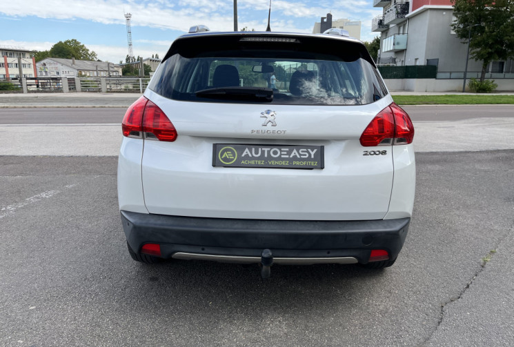 Peugeot 2008 5HB 1.6 VTi 120 cv