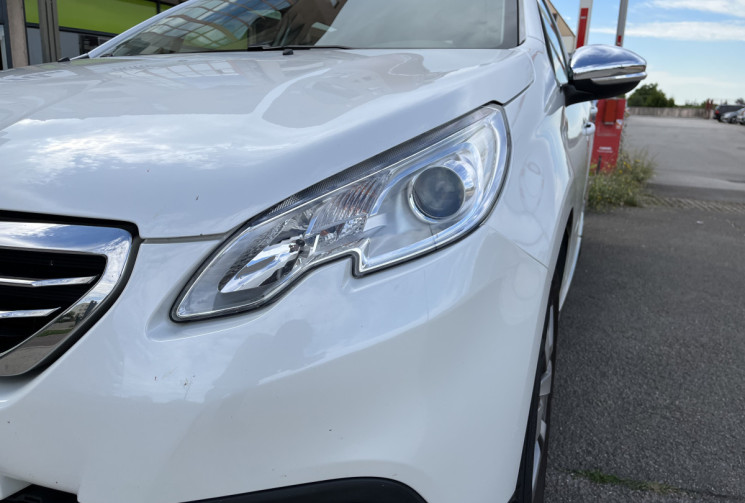 Peugeot 2008 5HB 1.6 VTi 120 cv
