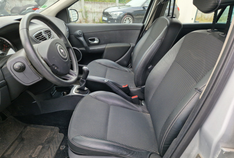 Renault Clio Clio 1.2 TCe 100ch Dynamique 5p