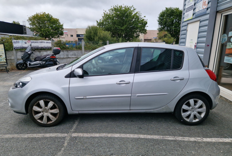 Renault Clio Clio 1.2 TCe 100ch Dynamique 5p