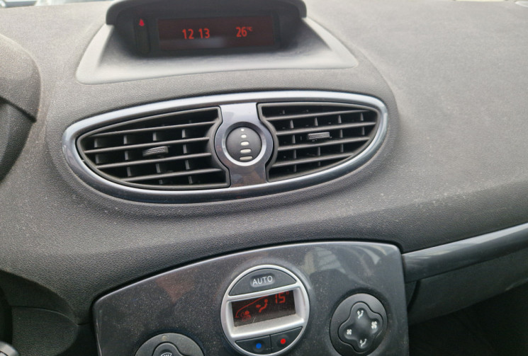 Renault Clio Clio 1.2 TCe 100ch Dynamique 5p