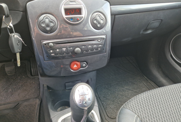 Renault Clio Clio 1.2 TCe 100ch Dynamique 5p