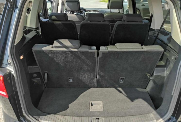 Volkswagen Touran 1.6 TDI 115 CH CONNECT 7 PLACES 1ERE MAIN TOIT OUVRANT