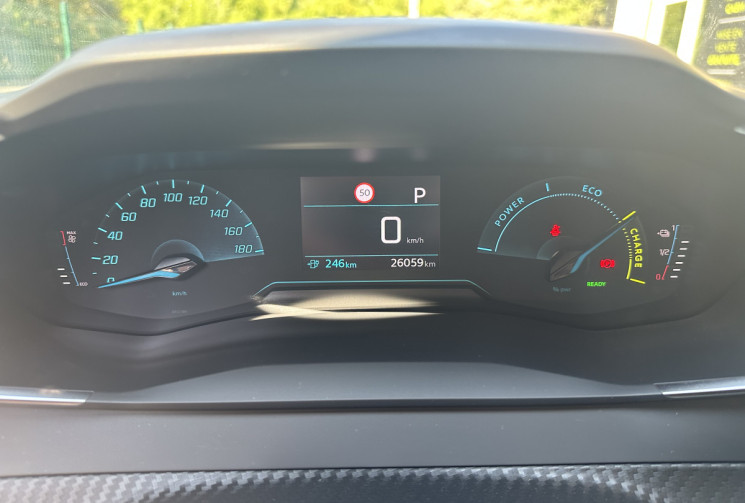Peugeot 208 e-208 100kW 136 STYLE + JANTES 17 * ENTRETIEN PEUGEOT * GARANTIE