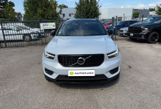 Volvo XC40 T3 163 ch / R-DESIGN / TOIT OUVRANT / GEARTRONIC 8 