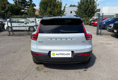 Volvo XC40 T3 163 ch / R-DESIGN / TOIT OUVRANT / GEARTRONIC 8 