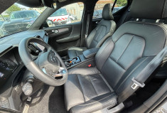 Volvo XC40 T3 163 ch / R-DESIGN / TOIT OUVRANT / GEARTRONIC 8 