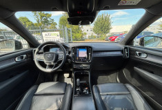 Volvo XC40 T3 163 ch / R-DESIGN / TOIT OUVRANT / GEARTRONIC 8 