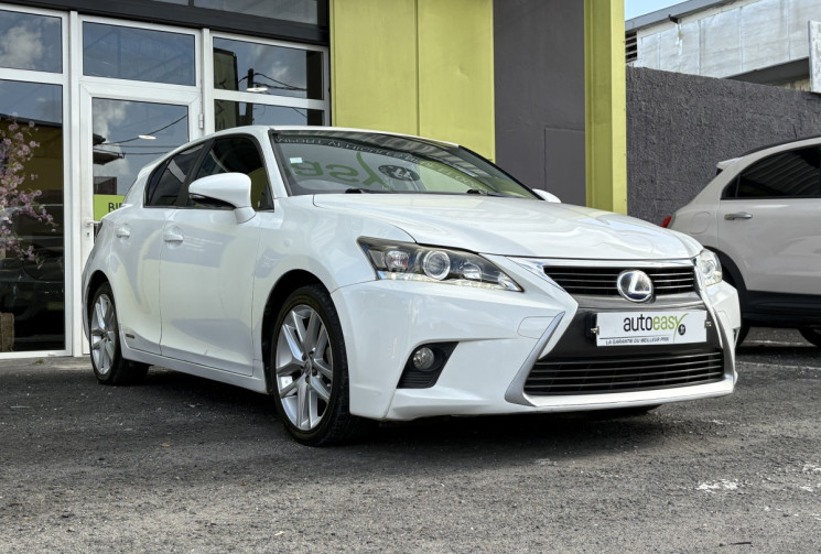 Lexus CT Phase 2 1.8 VVT-i 16V 136 Hybrid CVT 99 cv Sensation // Boîte auto // Batterie remplacée