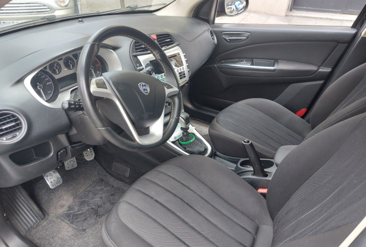 Lancia DELTA 1.6 MJTD 105 CH 119200 KMS