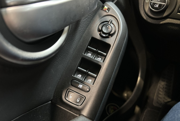 FIAT 500X 1.4l 140ch / Finition Cross / Sticker Abarth / Garantie 6 mois minimum