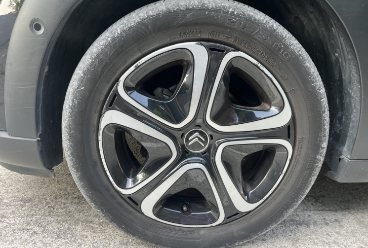 Citroën C3 1.2 Puretech 110 SHINE  EAT6 / Distribution OK / Carplay / Caméra + Radars