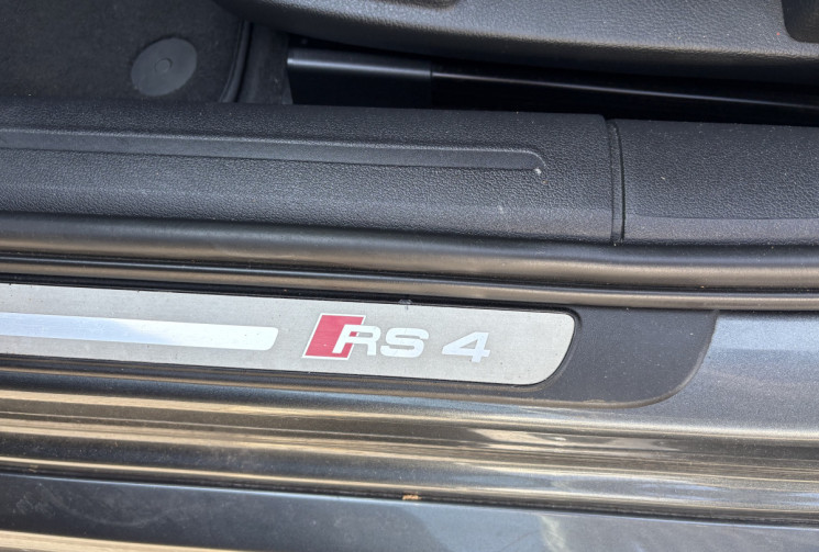 Audi RS4 Quattro (B8) Avant 4.2 TFSi V8 S-Tronic 450 cv PACK F1