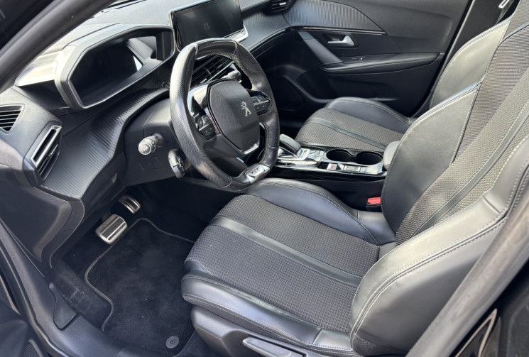 Peugeot 208 e-208 136 GT-LINE