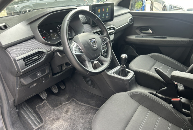 Dacia Sandero 1.0 TCe 90ch Expression 1°main / Android Auto / Radar de recul / entretien Renault