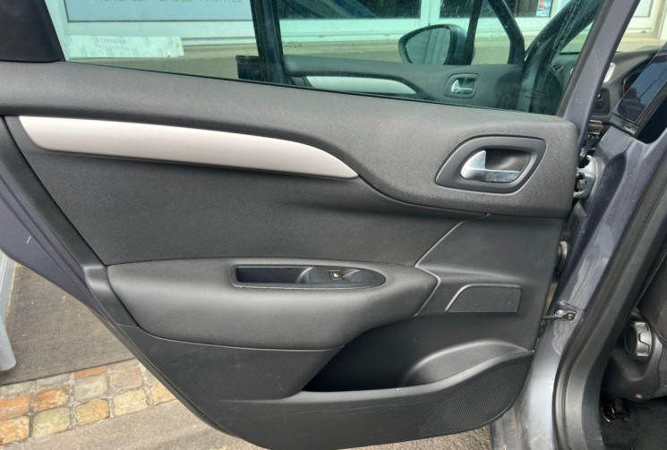 Citroën C4  II 1.6 e-HDi BMP6 112 cv AIR COLLEC