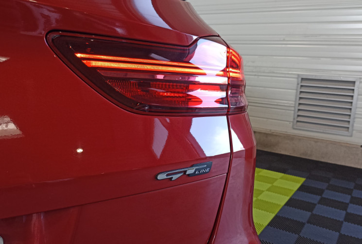Kia Ceed SW 1.6 CRDI 116 ch turbo / GT Line / Garantie 6 mois MINIMUM