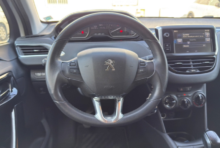 Peugeot 208 1.6 BlueHDi 100ch STYLE * Radar de recul * Clim * Très bon état 