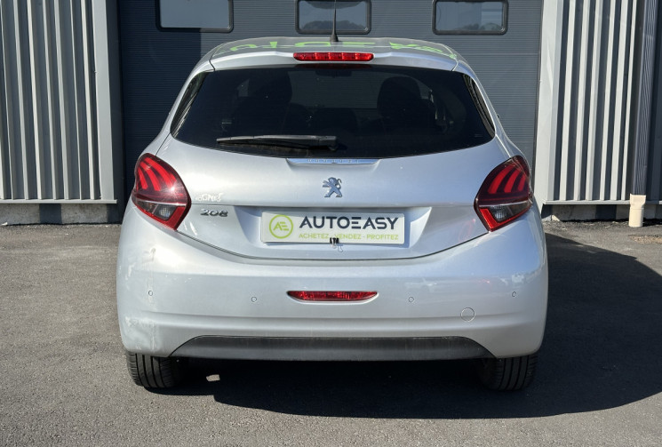 Peugeot 208 II 1.6 Blue HDi 75 cv STYLE - PREMIERE MAIN - CARPLAY