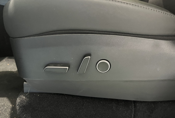 Tesla Model Y (29.575euros HT) DUAL MOTOR LONG RANGE LR - GRANDE AUTONOMIE AWD