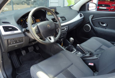 Renault Megane Coupé 1.9 dCi 130ch FAP Dynamique eco² Euro5 Renault Megane Coupé 1.9 dCi 130ch FAP Dynamique eco² Euro5