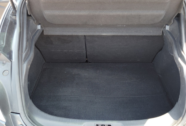 Renault Megane Coupé 1.9 dCi 130ch FAP Dynamique eco² Euro5 Renault Megane Coupé 1.9 dCi 130ch FAP Dynamique eco² Euro5