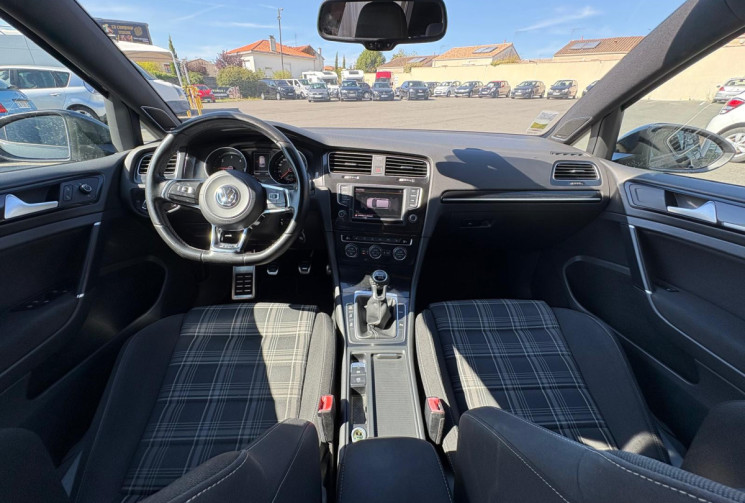 Volkswagen Golf VII 2.0 TDI 184 GTD / TRES BON ETAT / GARANTIE 12 MOIS 