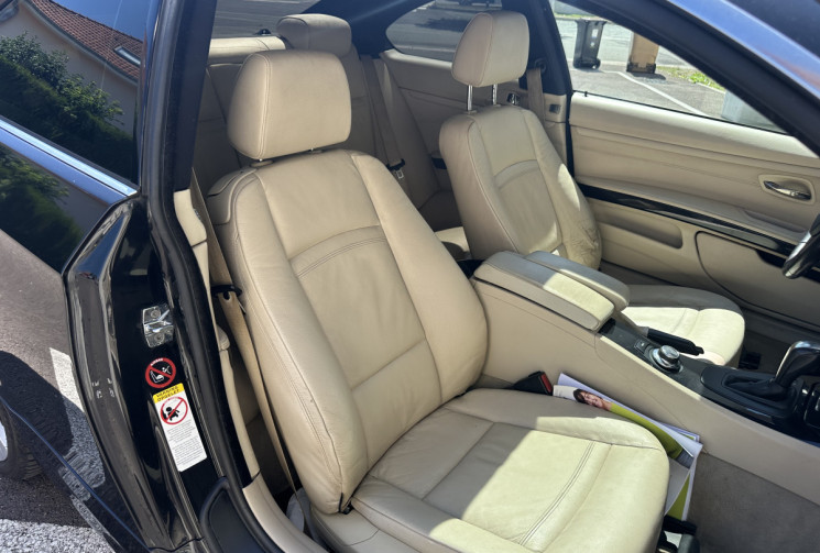 BMW Série 3 (E92) Coupé 325d 3.0 d 24V 197cv Boîte auto pack Luxe