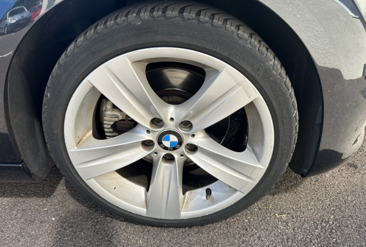 BMW Série 3 (E92) Coupé 325d 3.0 d 24V 197cv Boîte auto pack Luxe