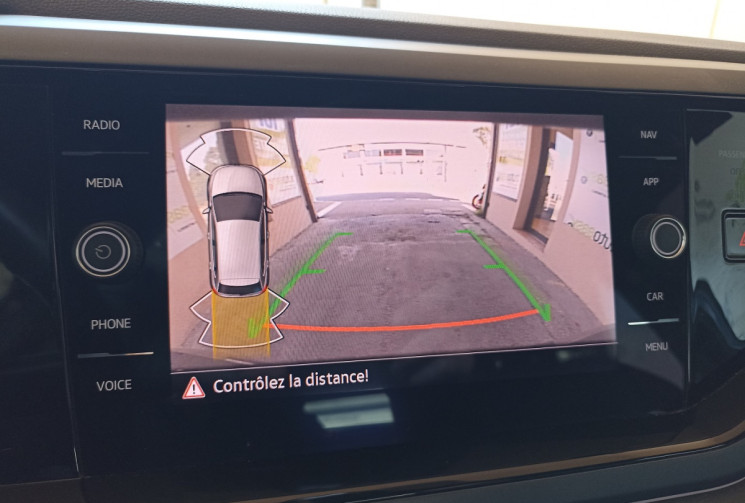 Volkswagen Polo VI Phase 2 1.0 TSI R LINE 95CH CARPLAY-CAMERA - GARANTIE VW 2028 Volkswagen Polo VI Phase 2 1.0 TSI R LINE 95CH CARPLAY-CAMERA - GARANTIE VW 2028